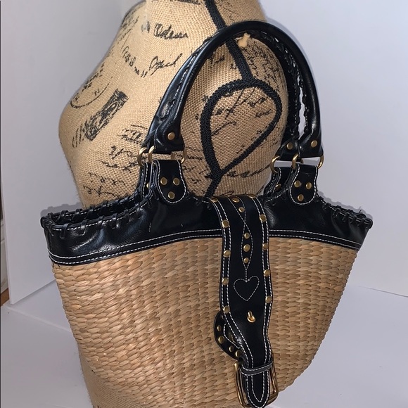 Amanda Smith Handbags - NWT Amanda Smith Wicker Bag Pocketbook